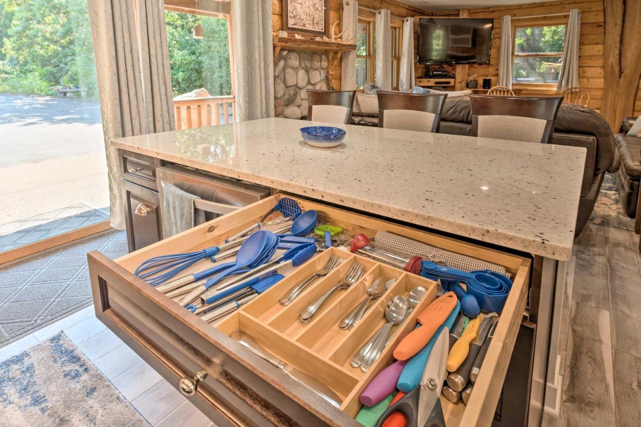 Cozy Wisconsin Studio, 11 Mi to Lake Geneva! Burlington Esterno foto