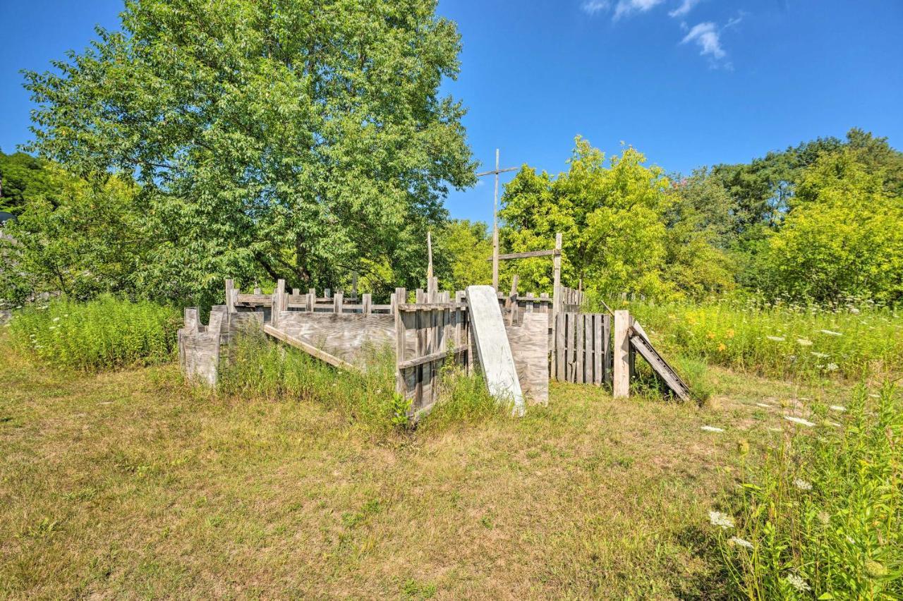 Cozy Wisconsin Studio, 11 Mi to Lake Geneva! Burlington Esterno foto