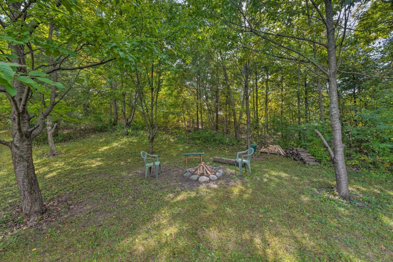 Cozy Wisconsin Studio, 11 Mi to Lake Geneva! Burlington Esterno foto