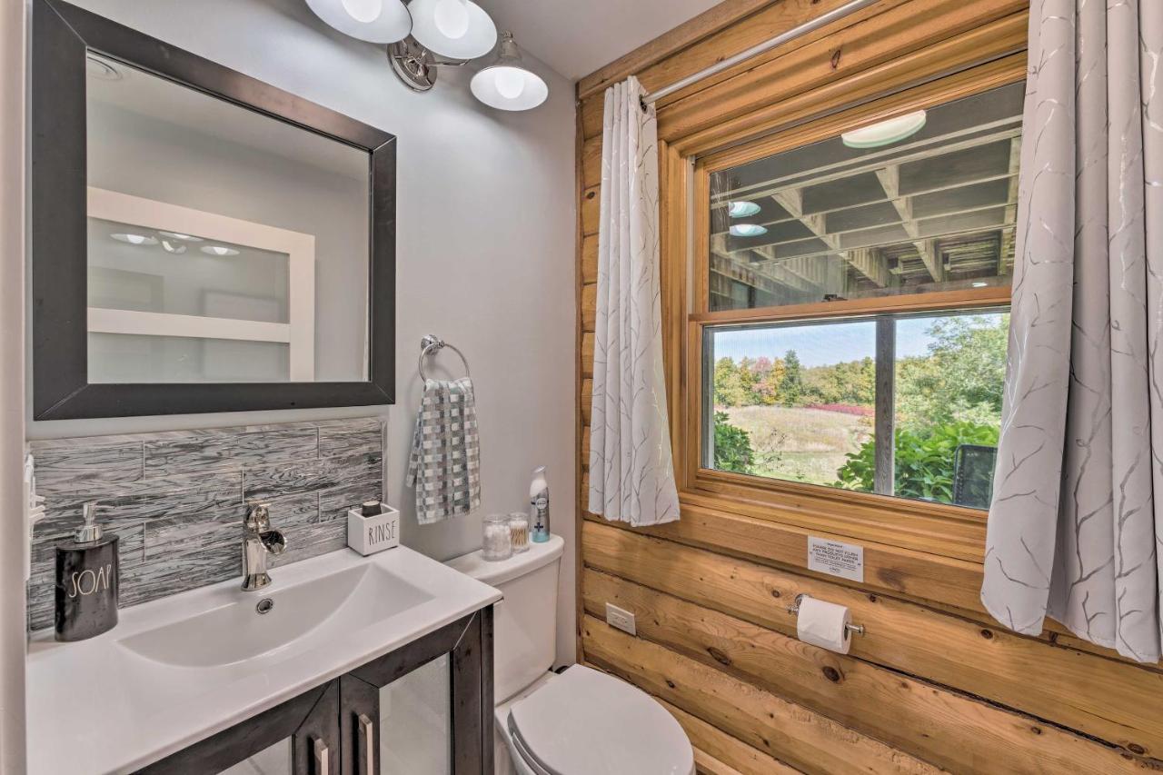 Cozy Wisconsin Studio, 11 Mi to Lake Geneva! Burlington Esterno foto